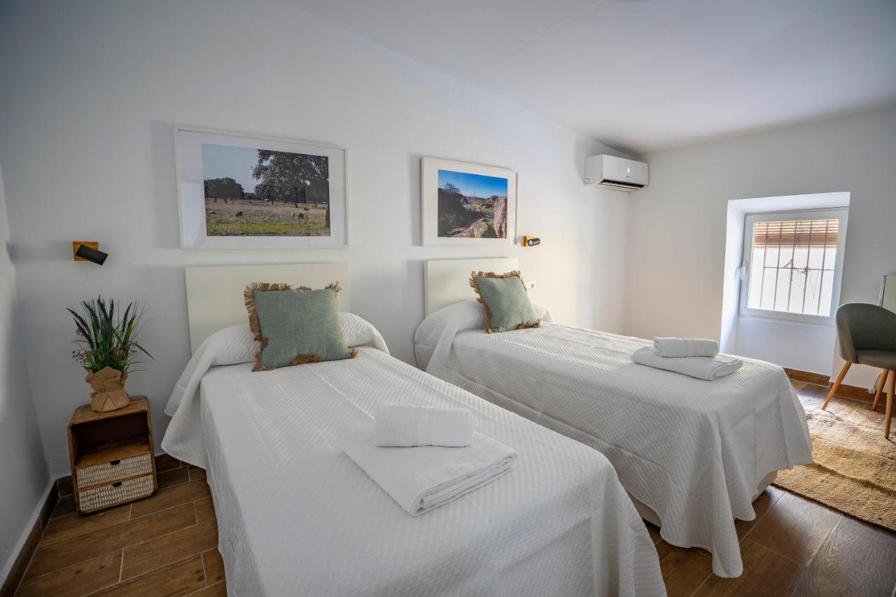 Apartamento Berrocala กาเซเรส ภายนอก รูปภาพ